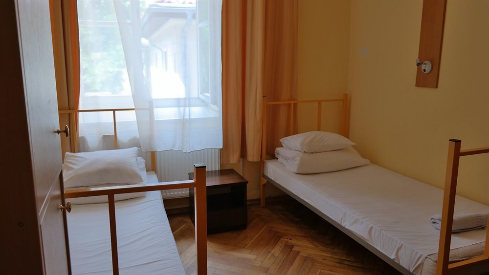 City Hostel Kraków Exteriör bild